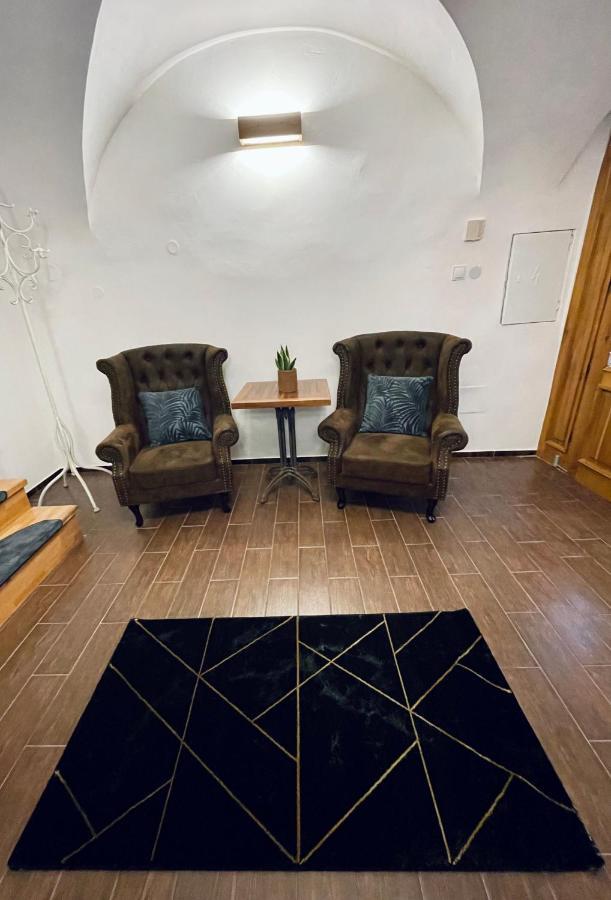 Dorfel Hotel Košice Buitenkant foto