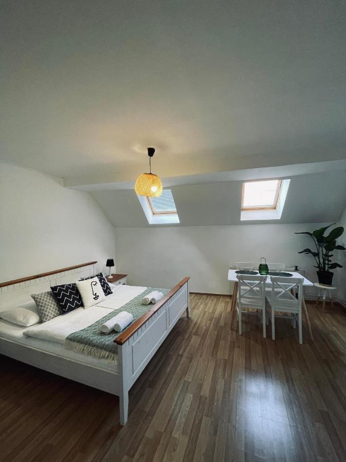 Dorfel Hotel Košice Buitenkant foto