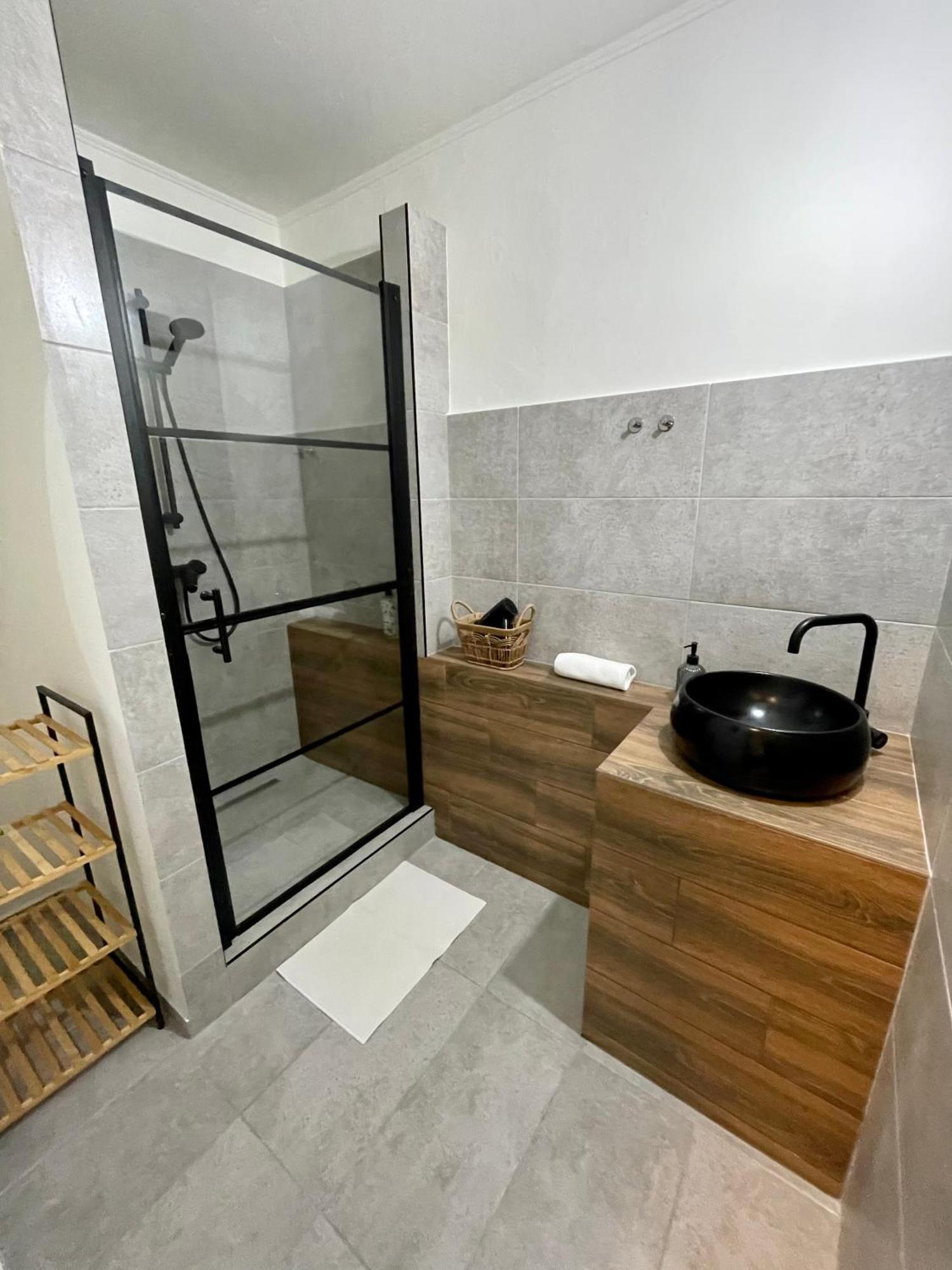 Dorfel Hotel Košice Buitenkant foto