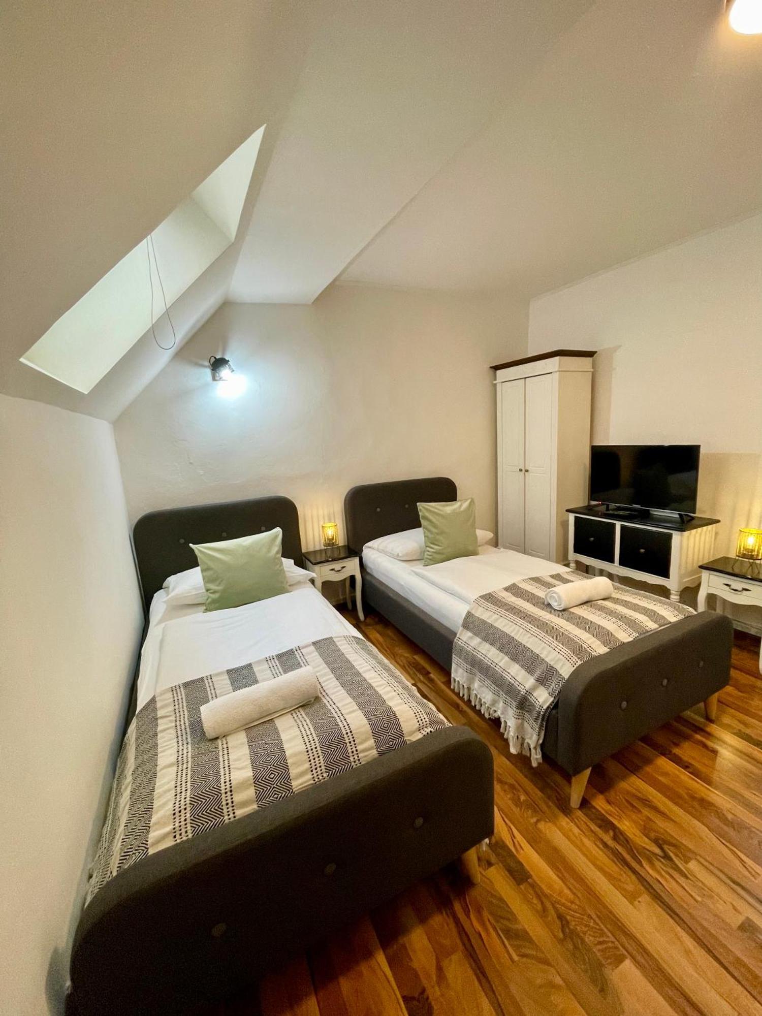 Dorfel Hotel Košice Buitenkant foto